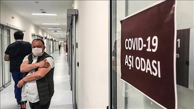 Sağlık Bakanı Koca: 'Gün içinde randevu, gün içinde aşı' uygulamasını başlattık