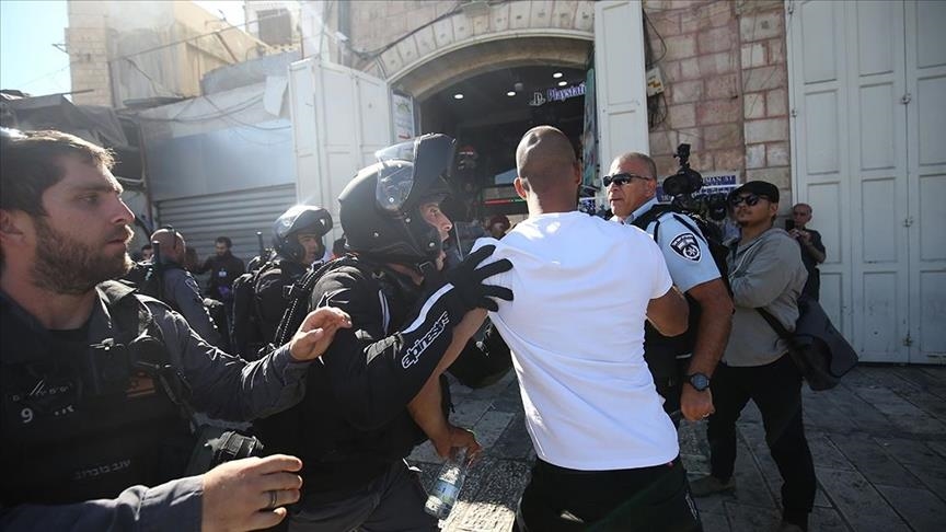 Izraelska policija napala Palestince koji su htjeli protestovati zbog vrijeđanja poslanika Muhammeda