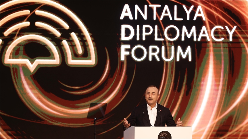 “Suksesi i shkencëtarëve turko-gjermanë, mësim kundër ksenofobisë”