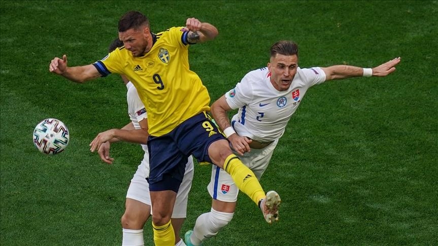 Sweden Earn 1 0 Win Over Slovakia To Top Euro Group E