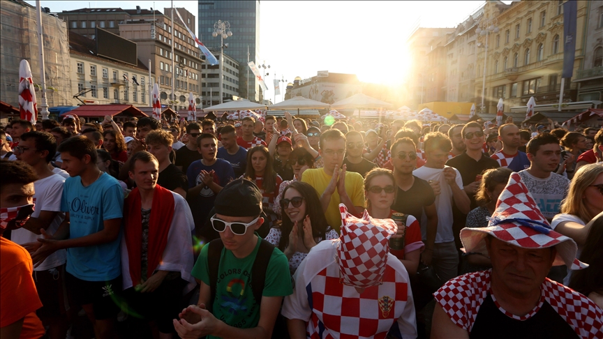 Hrvatska: Navijači bodrili "vatrene" protiv Češke
