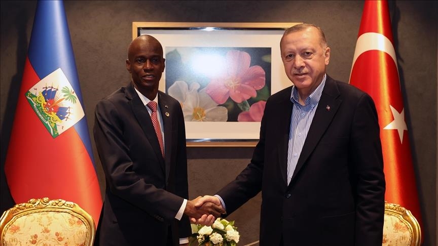 الرئيس أردوغان يلتقي نظيره الهايتي في أنطاليا