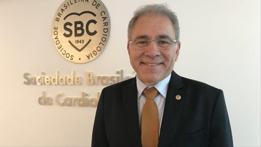 El ministro de Salud de Brasil es investigado por el manejo de la pandemia del coronavirus