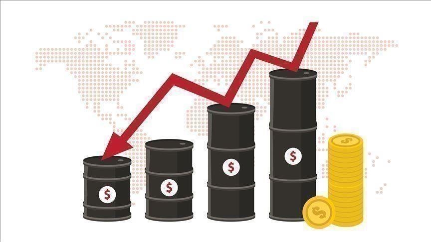 Deuxième baisse consécutive du cours du pétrole en raison de la hausse du dollar