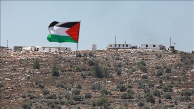 "بيتا" الفلسطينية تكافح لاسترداد "صَبيح" من غول الاستيطان