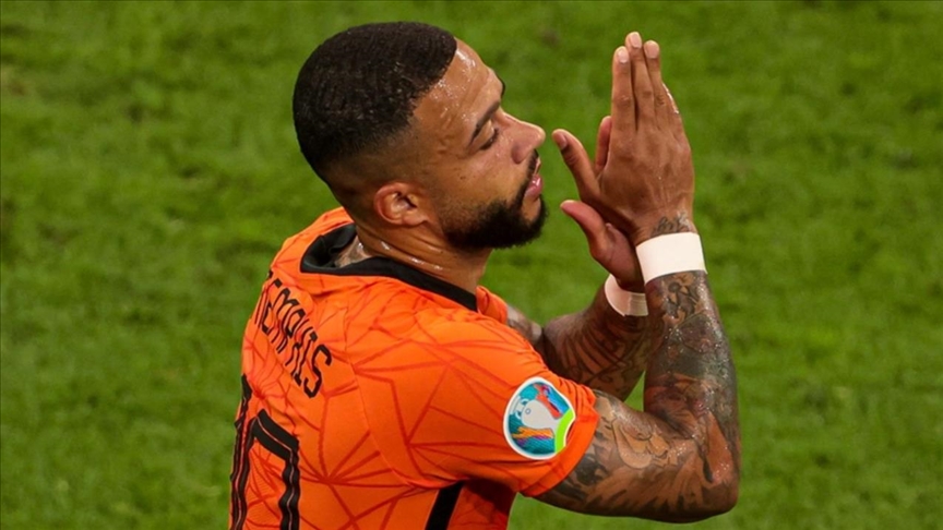 El Barcelona ficha a Memphis Depay en transferencia gratuita