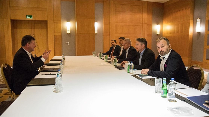 Antalija: Članovi Predsjedništva BiH Komšić i Džaferović susreli se s Lajčakom