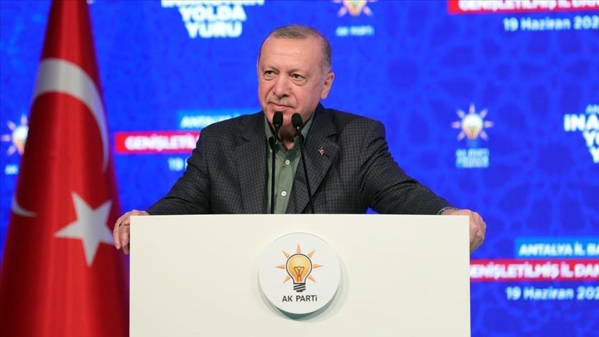 Erdogan: Naš cilj u turizmu je najprije dostići broj od 52 miliona turista iz 2019.