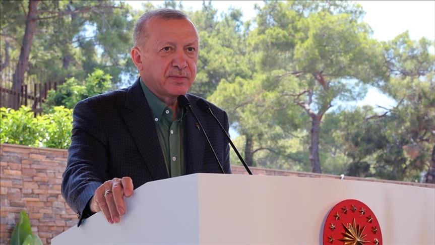 Serokomar Erdogan: Welatê me bere bere ji lîsteyên sînordakirin seyahetê derdikeve