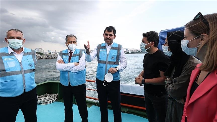 Turkey collects over 4,555 cubic meters of mucilage from sea in last 12 days