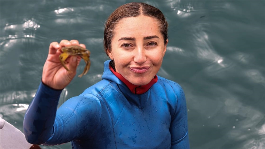 Serbest Dalış Rekortmeni Ercümen, evi olarak gördüğü denizleri müsilajdan 'hemen' temizlemek istiyor