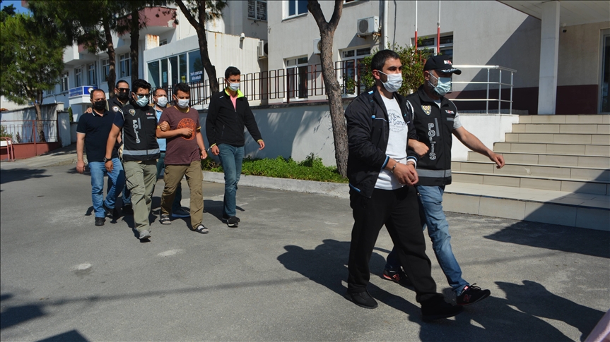 تركيا.. حبس 6 مشتبهين بالانتماء لـ"غولن" حاولوا الفرار إلى اليونان