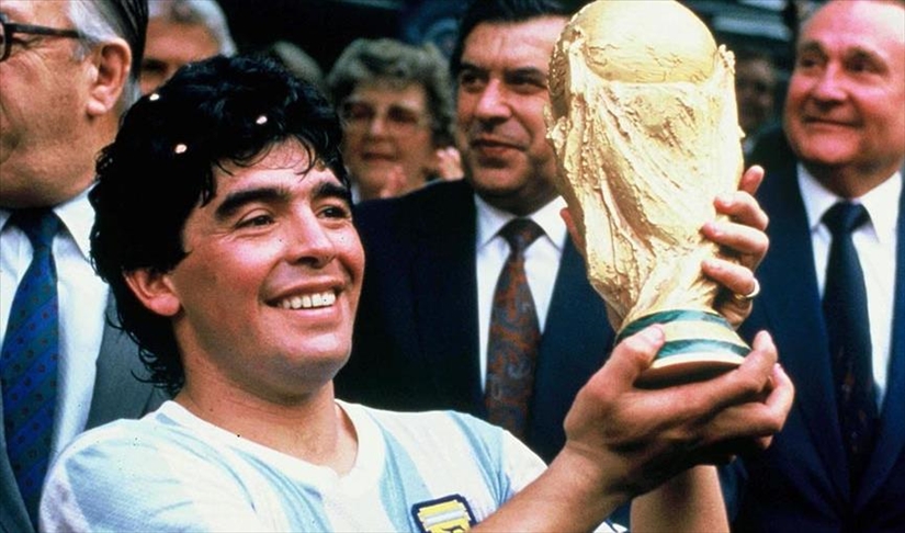 Se cumplen 35 años del gol de Maradona ante los ingleses en el Mundial de  México