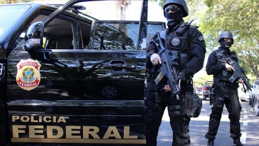 Cientos de policías siguen en la búsqueda del presunto asesino de una familia en Brasil