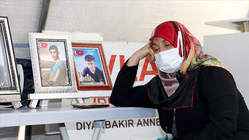 Diyarbakır annelerinden Akyüz: Bu bedende can olduğu müddetçe buradan kalkmayacağım