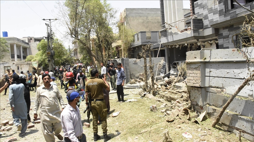 Blast kills 3 in city of Lahore, Pakistan