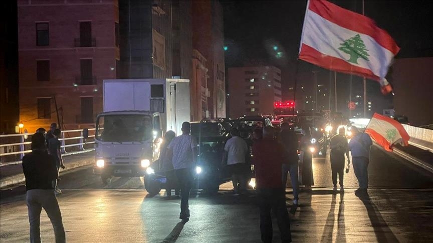 Экономический кризис в Ливане: жители страны вновь вышли на акции протеста