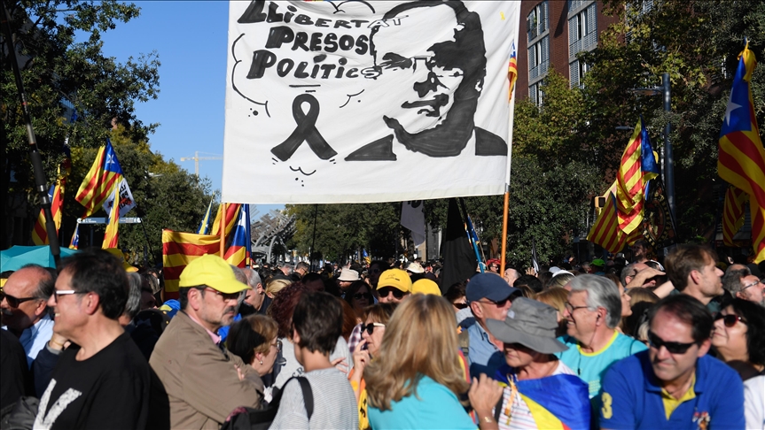 Catalan separatist leaders leave prison defiant