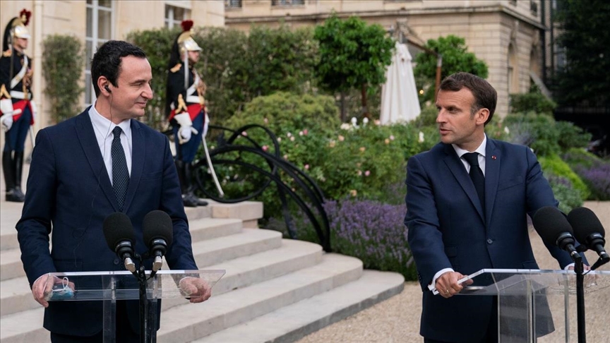 Francuski predsednik Macron primio kosovskog premijera Kurtija
