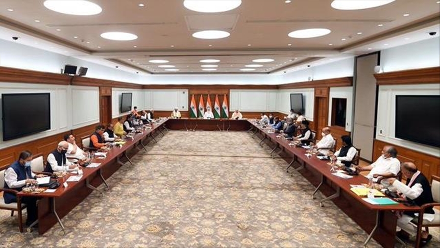 Pro-India Kashmiri politicians draw flak over meeting with Modi