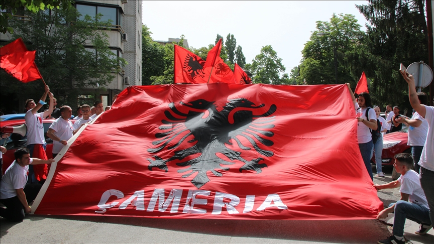 Maqedoni e Veriut, mbahet marshi për Çamërinë që përfundoi para Ambasadës së Greqisë