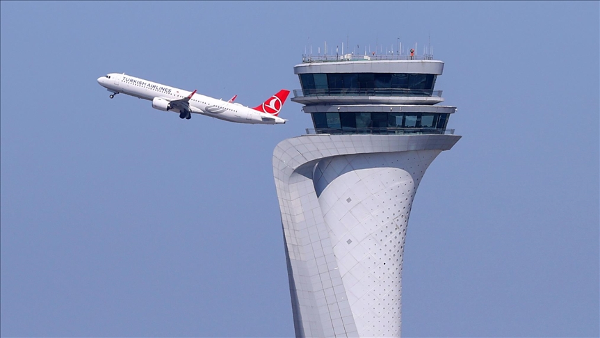 Türkiye'nin ilk resmi spotter alanı, İstanbul Havalimanı'nda hizmet vermeye başladı