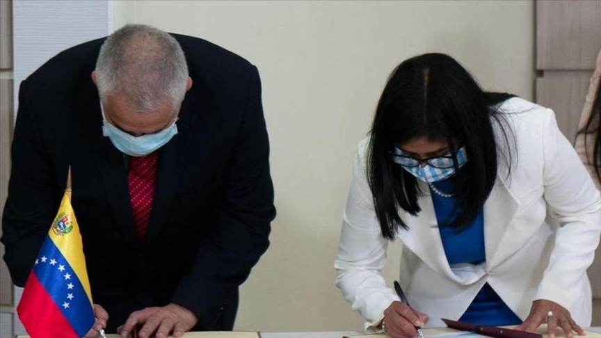 Venezuela y Cuba suscriben un contrato por 12 millones de vacunas Abdala