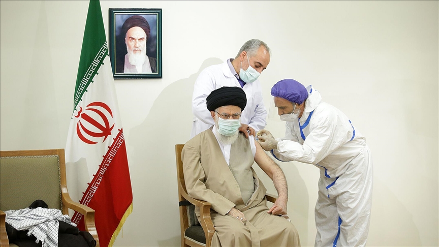 آیت‌الله خامنه‌ای واکسن ایرانی دریافت کرد