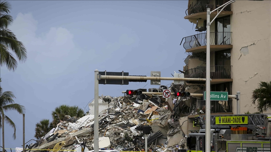 Se eleva a cuatro el número de muertos en el edificio colapsado en Florida