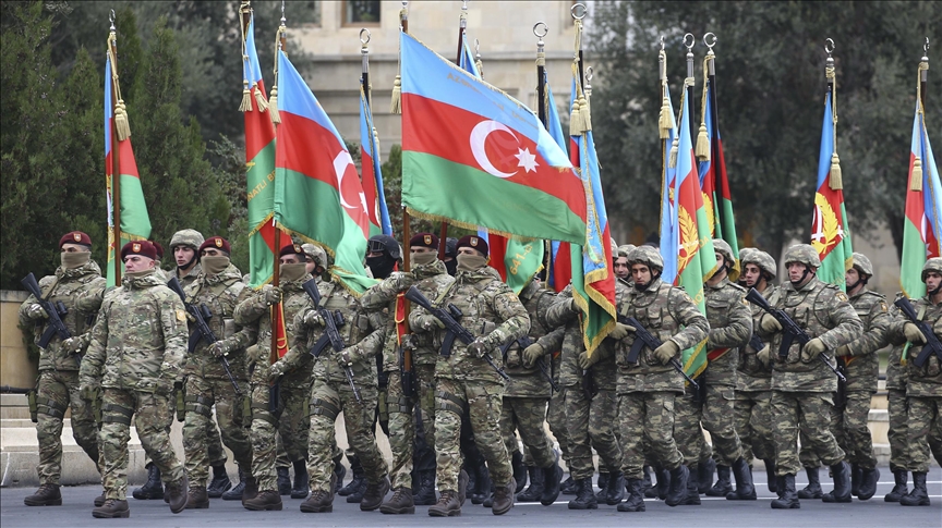103 года доблести: Азербайджан отмечает День Вооруженных сил