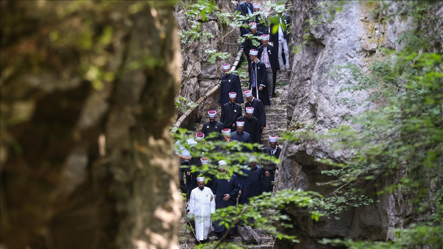 Održana centralna svečanost 511. Dana Ajvatovice: Otvorena džamija, poklon grada Burse