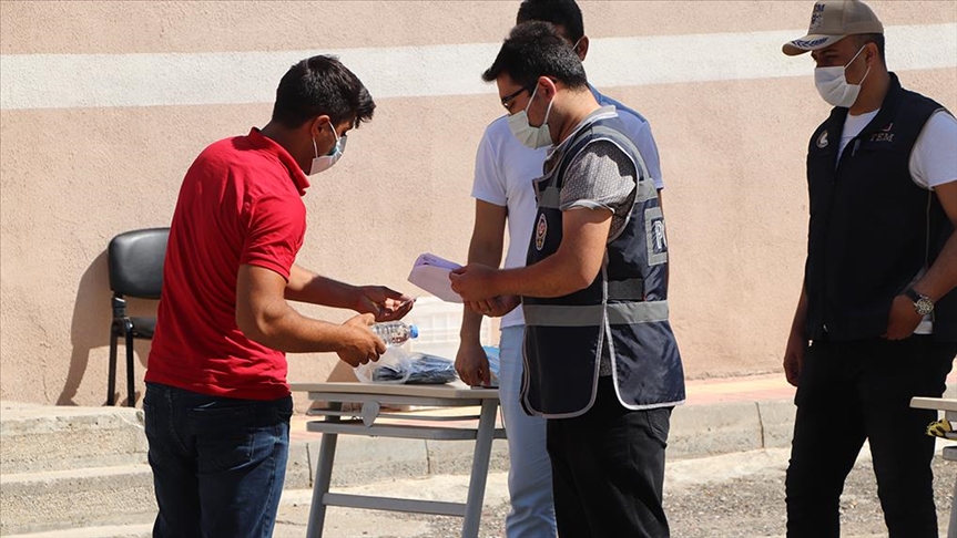 YKS'nin üçüncü oturumu YDT sona erdi