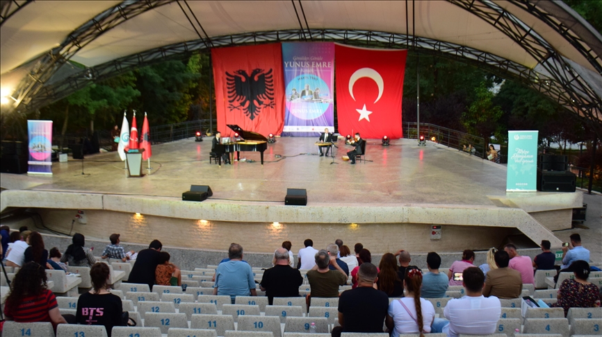 Tiranë, instituti "Yunus Emre" organizon koncert me grupin muzikor nga Turqia