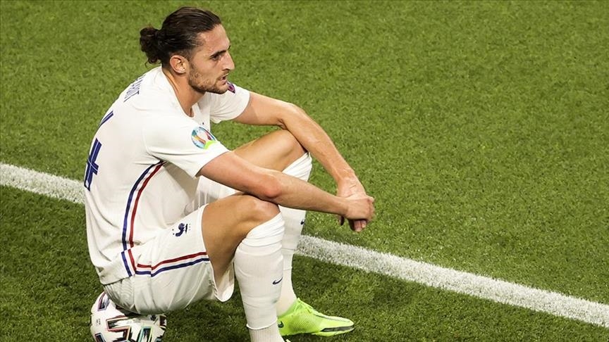 Football : Les Français, champions du monde, mais des « Bleus » à l’Euro