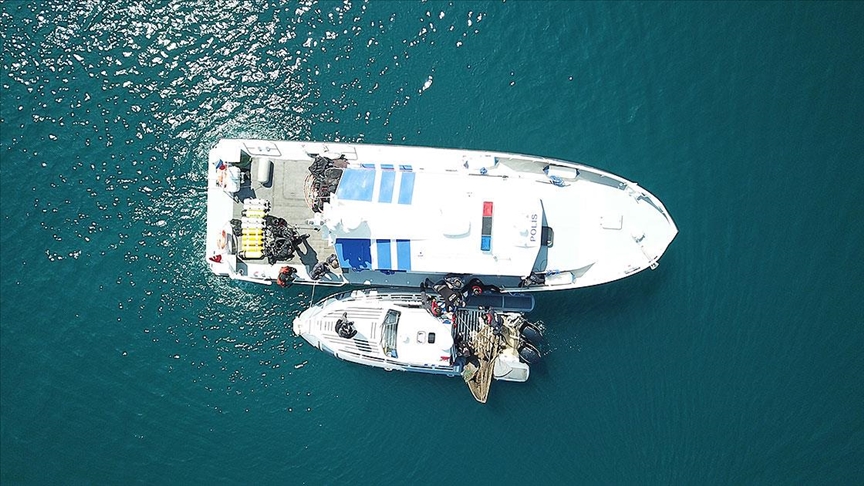 İzmir'de helikopter destekli kaçak avcılık operasyonu 