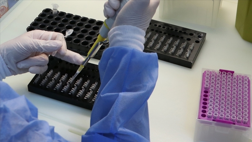 Kanadalı bilim insanları ağızda eriyen aşı bantları üzerinde çalışıyor