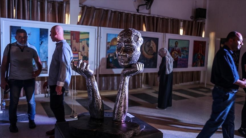 Палестинските уметници со модерна уметност го свртуваат вниманието кон израелската окупација