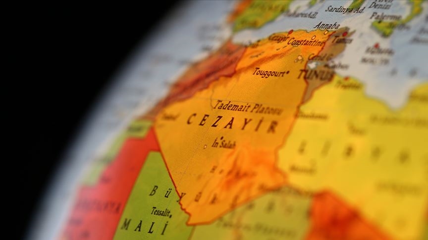 Cezayir Genelkurmay Başkanı Şangariha, ülkesinin hiçbir tehdit veya sindirmeyi kabul etmeyeceğini söyledi
