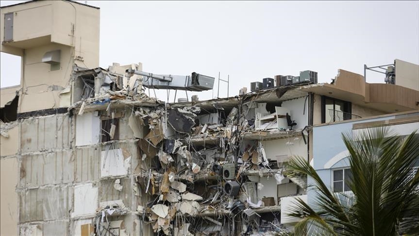 Effondrement d'un immeuble en Floride: le bilan s'alourdit à au moins 18 morts