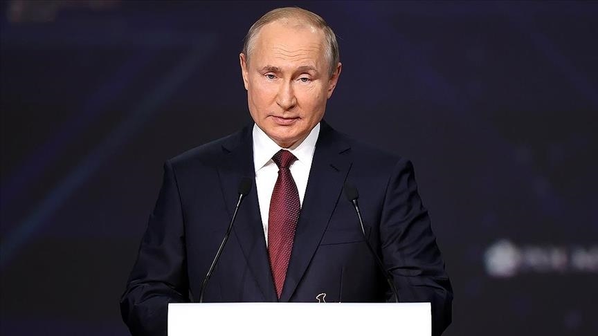 Путин запретил публичную демонстрацию изображений нацистов