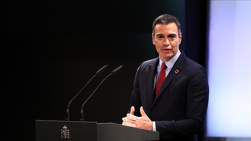 Gobierno español, sindicatos y empresas suscribieron un acuerdo sobre pensiones