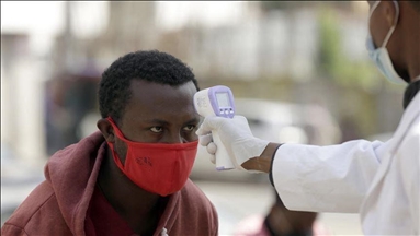 Afrique Du Sud Une Femme Entre Dans L Histoire En Mettant Au Monde 10 Bebes En Une Seule Grossesse