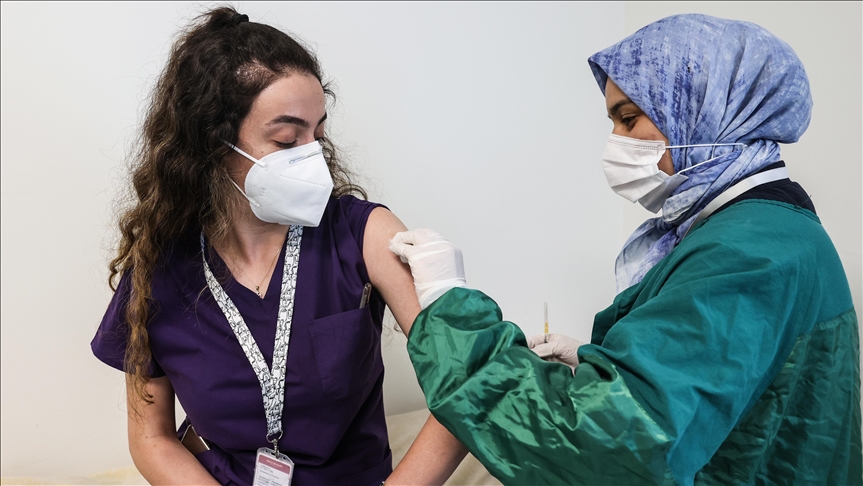 U Turskoj dato više od 51,85 miliona doza vakcina protiv COVID-19