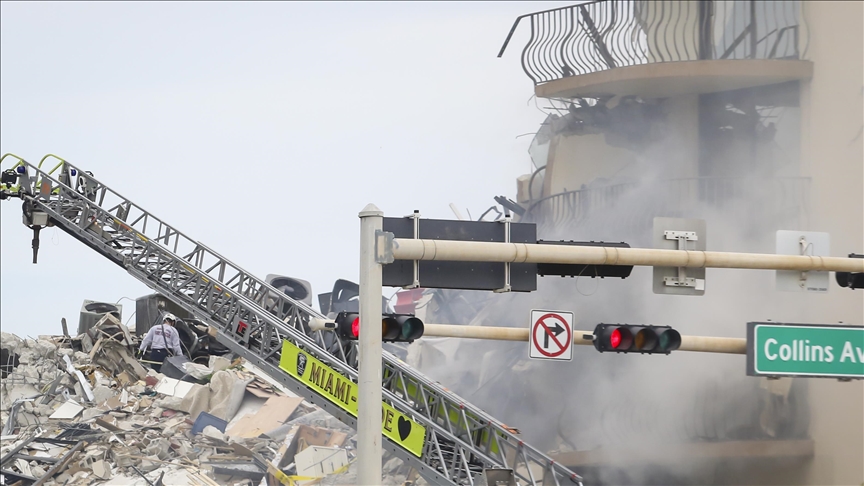 US building collapse death toll rises to 20 as storm nears