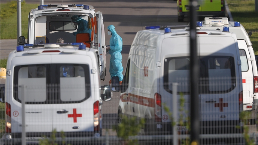 Rusija: Nova rekordna stopa smrtnosti od COVID-19, preminulo 697 osoba u jednom danu