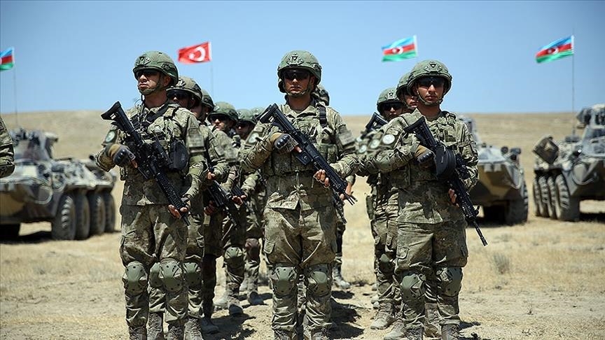 Azerbaijan hosts joint drills with Turkey near Armenia –