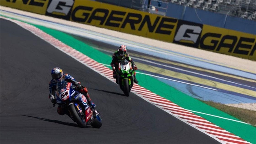 Toprak Razgatlıoğlu, Dünya Superbike Şampiyonası'nda liderliğe yükseldi