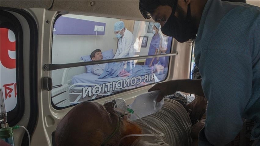Bangladés reporta su mayor número de muertes por COVID-19 a pesar del confinamiento