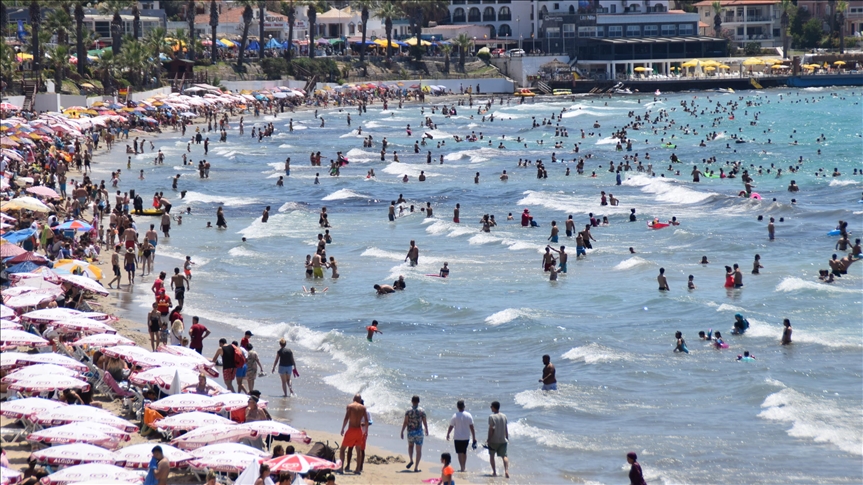 Turska: Plaže na egejskim obalama ponovo pune kupača i posjetilaca