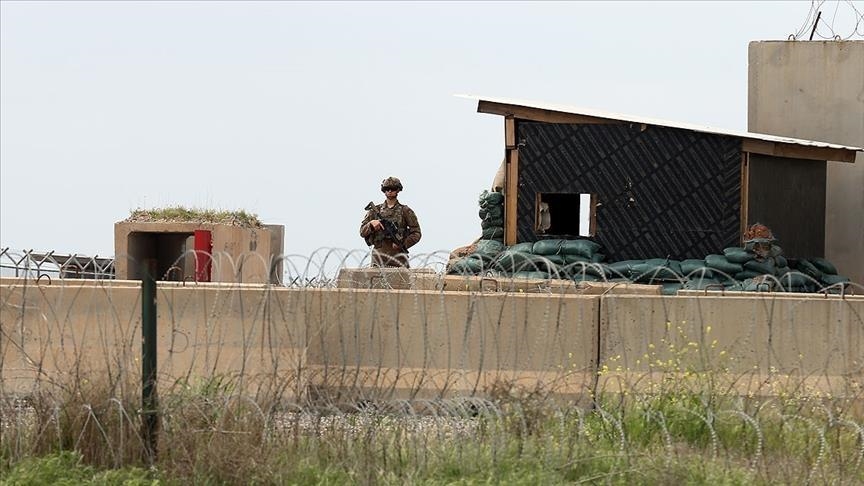 Atacan con misiles a base que alberga a fuerzas militares de EEUU en Irak